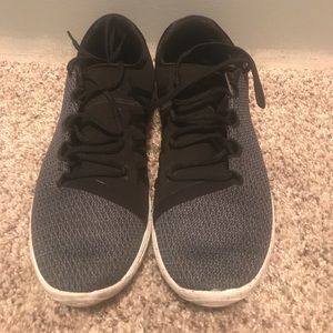 Under Armour women’s tennis shoes